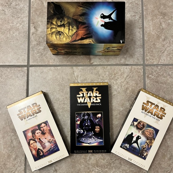 Star Wars VHS Movies Boxset, Widescreen Edition - Episodes IV, V, VI - Picture 1 of 2